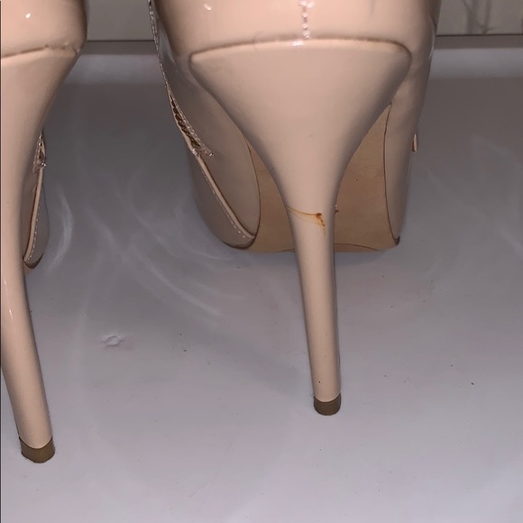 Patent leather pumps - Picture 8 of 9